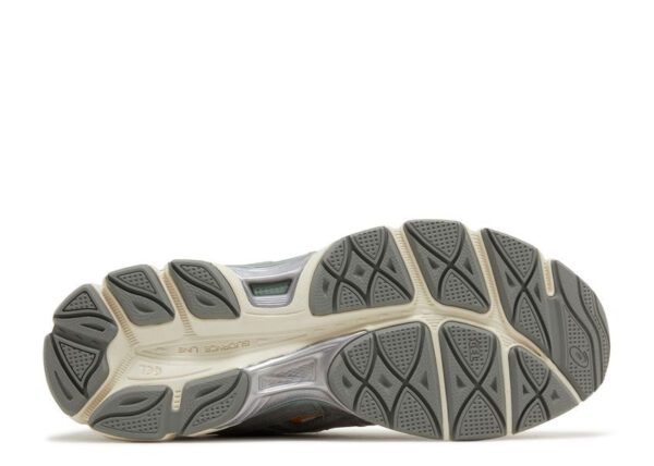 Gel-NYC Cream Clay Grey - Image 4