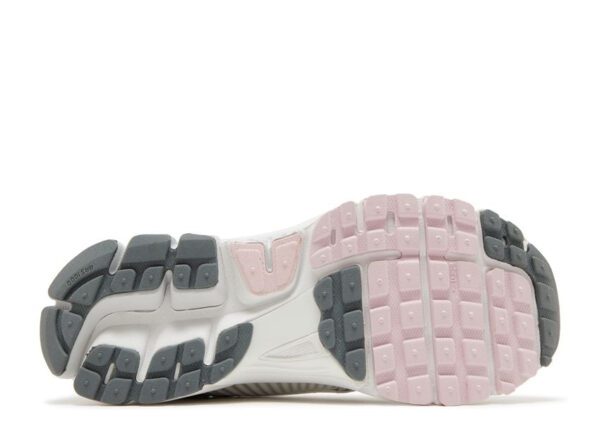 Nike Zoom Vomero 5 520 Pack White Pink - Image 4