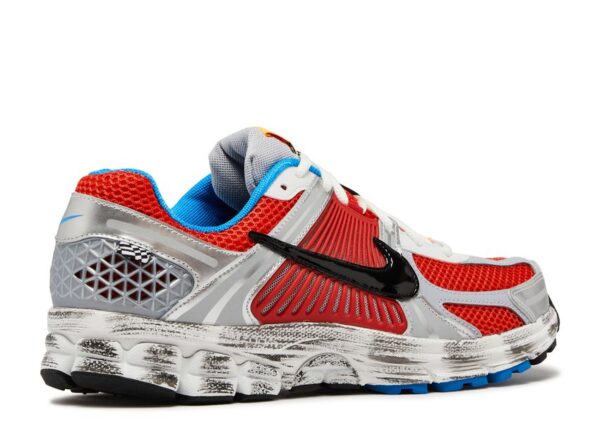Nike Zoom Vomero 5 Gundam - Image 3