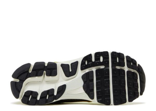 Nike Zoom Vomero 5 Olive Flak Volt - Image 4