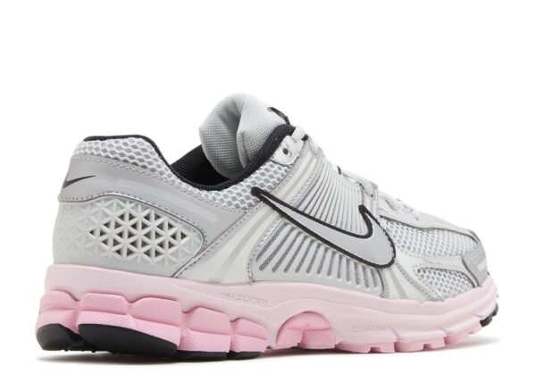 Nike Zoom Vomero 5 Photon Dust Pink Foam - Image 3