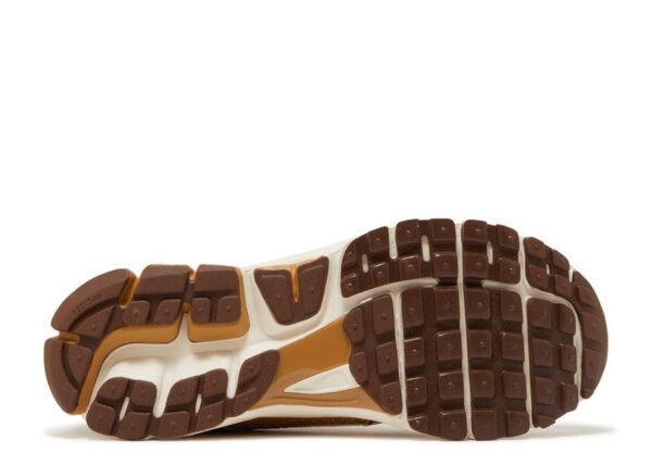 Nike Zoom Vomero 5 Wheat Grass Cacao Wow - Image 4