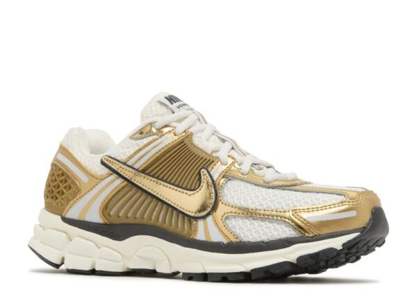 Nike Zoom Vomero 5 Metallic Gold - Image 2