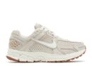 nike-zoom-vomero-5-light-orewood-brown-1.jpg