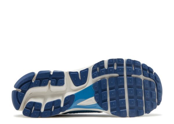 Nike Zoom Vomero 5 Worn Blue - Image 4