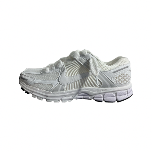 VOMERO 5 | WHITE (FREE CUSTOM LACES INCLUDED)