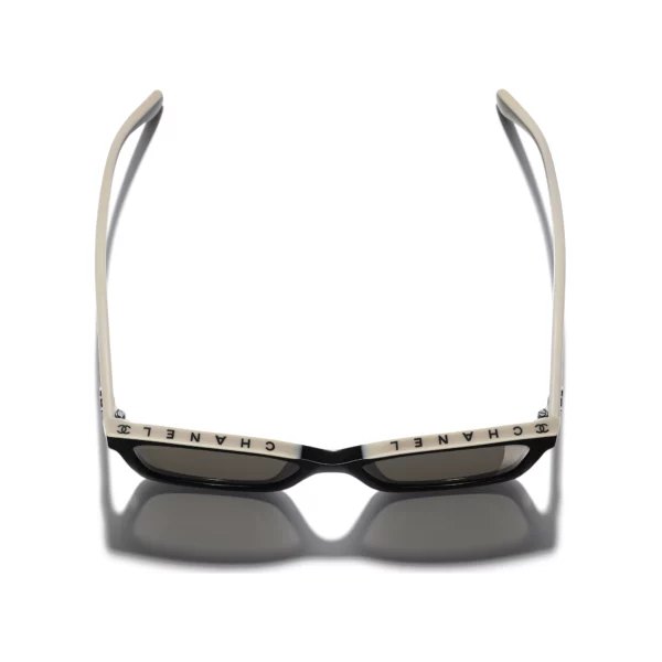 Square Sunglasses - Black & Beige. Lenses: Brown - Image 4