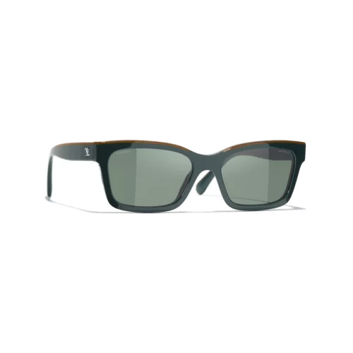 Square Sunglasses - Khaki & Green. Lenses: Green